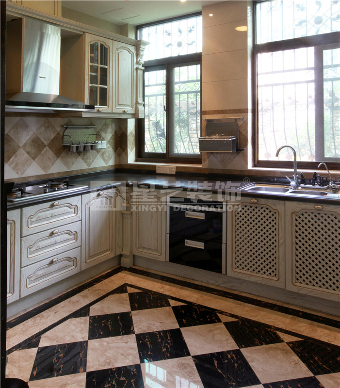新天地豪景园700平新欧式古典厨房装修实景图