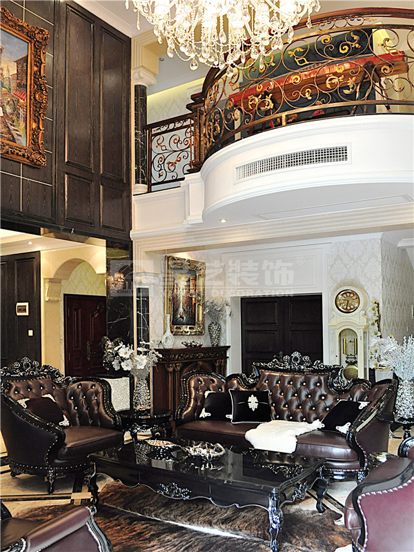 新天地豪景园700平新欧式古典客厅装修实景图