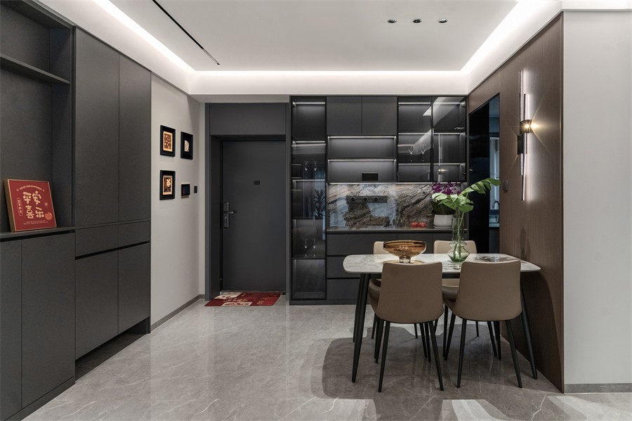 东方尊府117平现代风格餐厅装修完工实景图